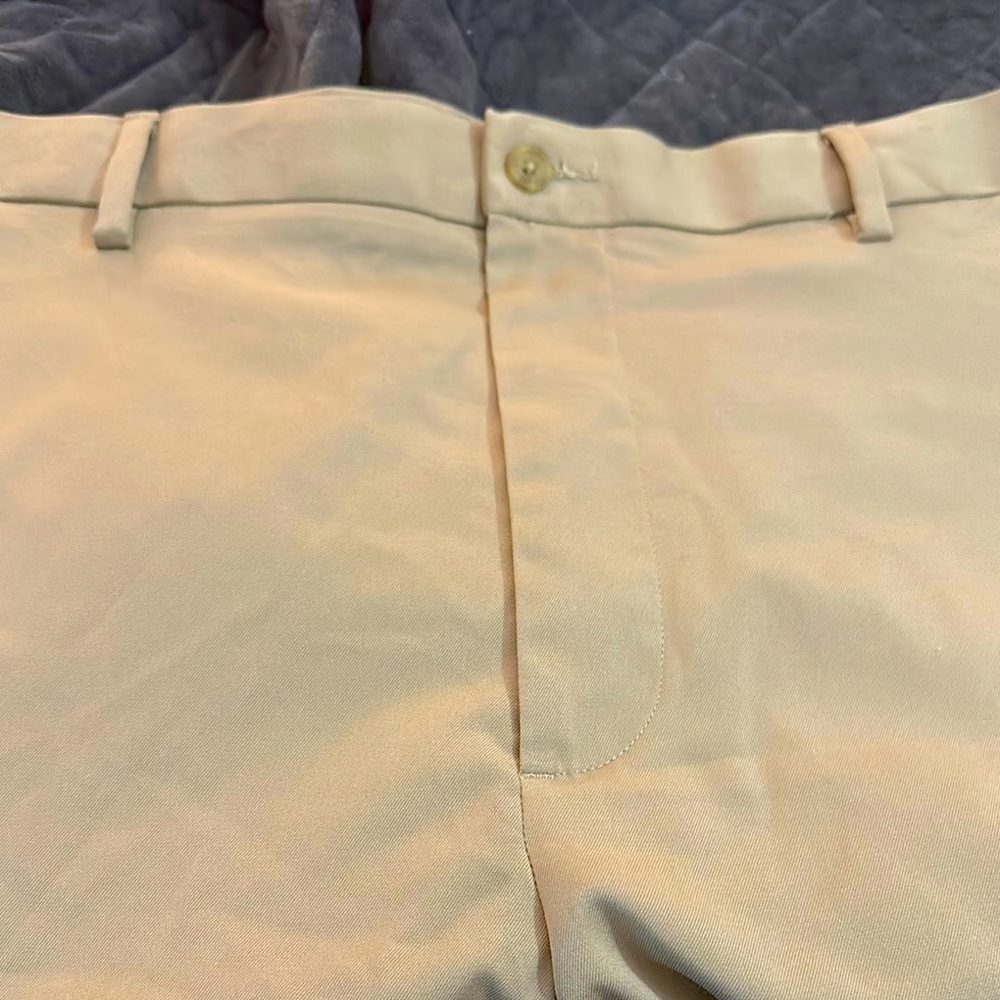 Golf shorts Tan 42 Jack Nicholson. EUC, perfect summer sports.